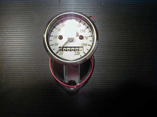 MICRO SPEEDO 60KM/H = 1400RPM, 48mm<br/>FRONT WHEEL 2:1, WHITE FACE, STAINLESS STEEL  